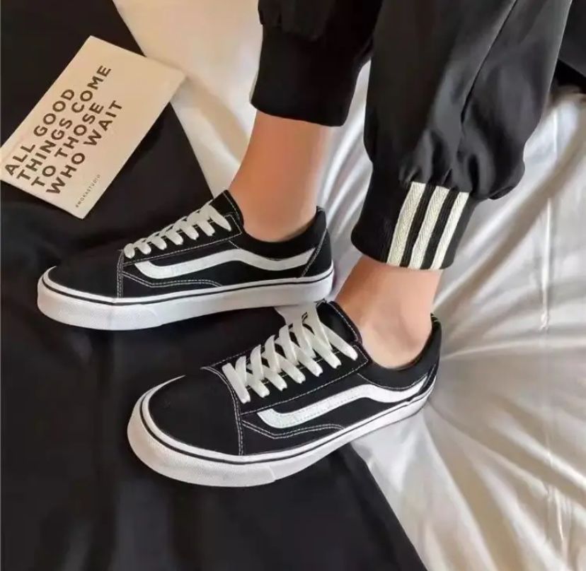 Vans кросівки класична модель