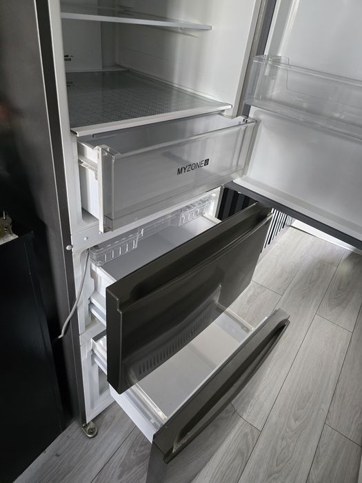 Sprzedam lodówka Haier HTR3619FNMN No Frost