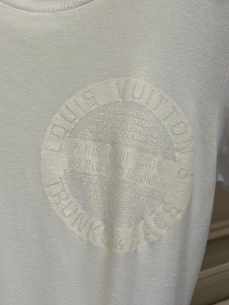 Продам футболку оригинал Louis Vuitton