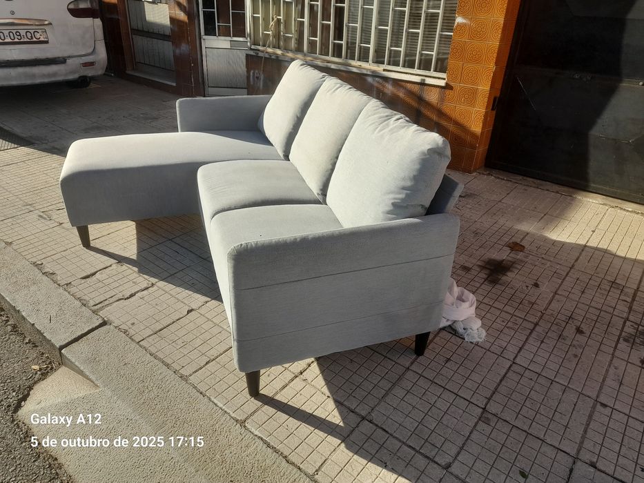 Sofá 3 lugares chaise longue Ikea Angersby