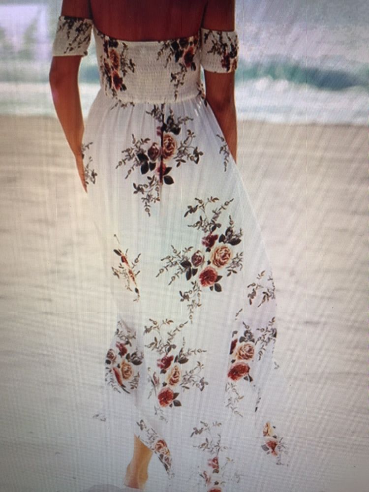 Sukienka na plażę albo na wszystkie okazje