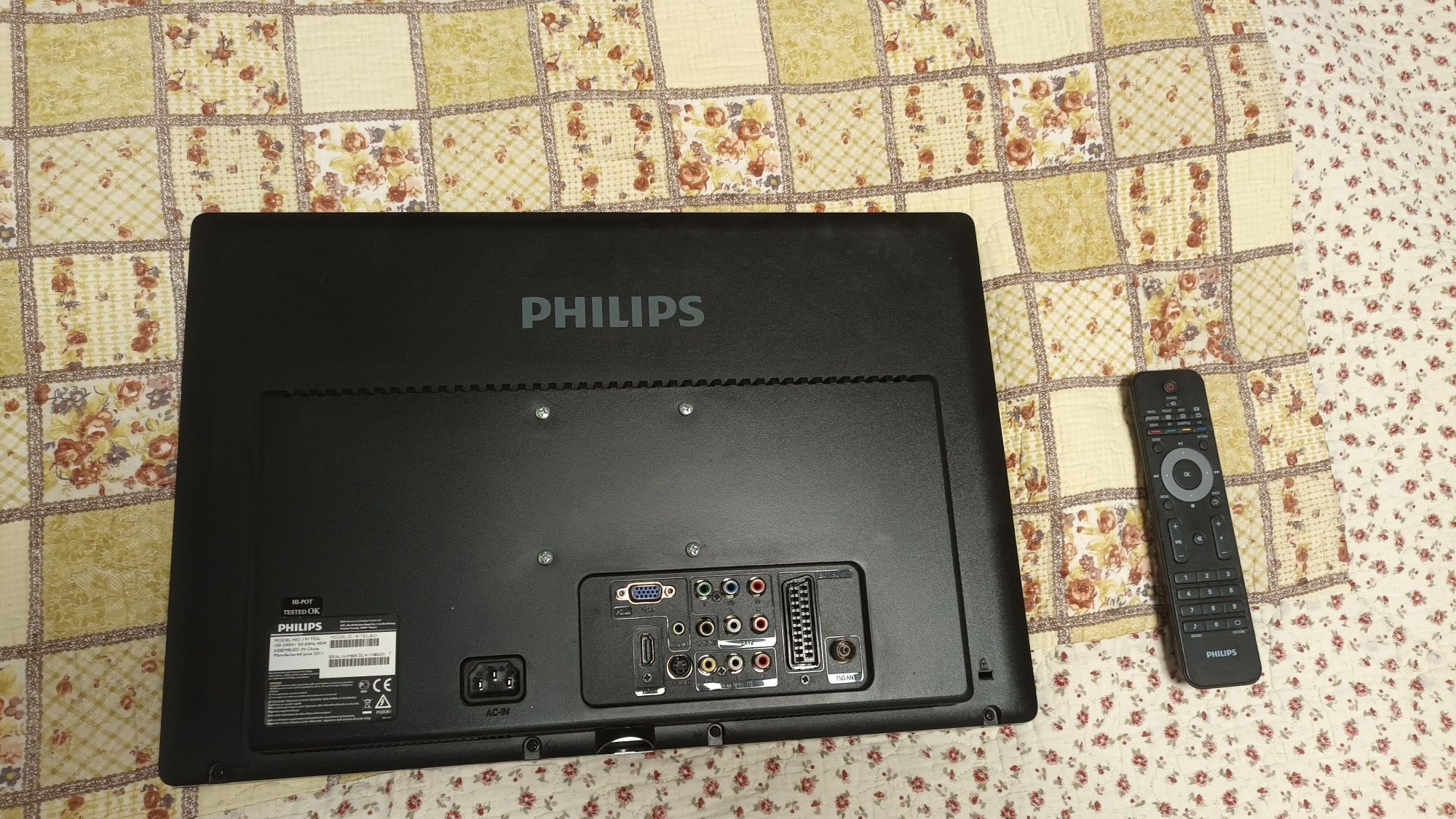 Монитор-телевизор PHILIPS 191TE2LB/01