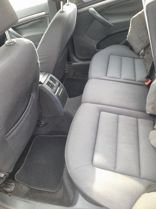 продам машину 2600