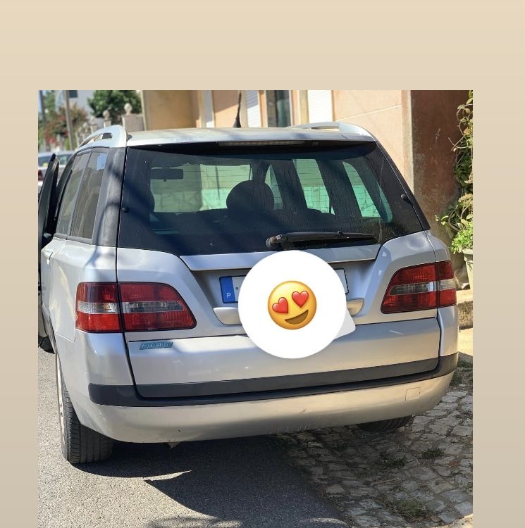 Carro Fiat Stilo  5 LUGARES.