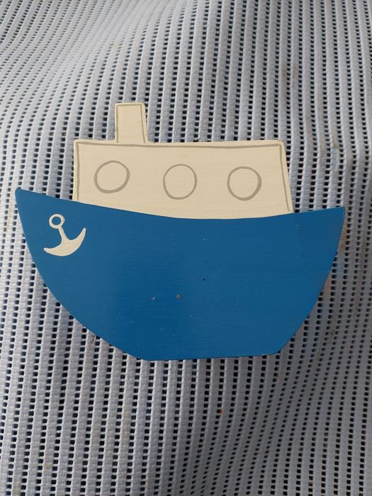 Passpartout, mealheiro e dois cabides