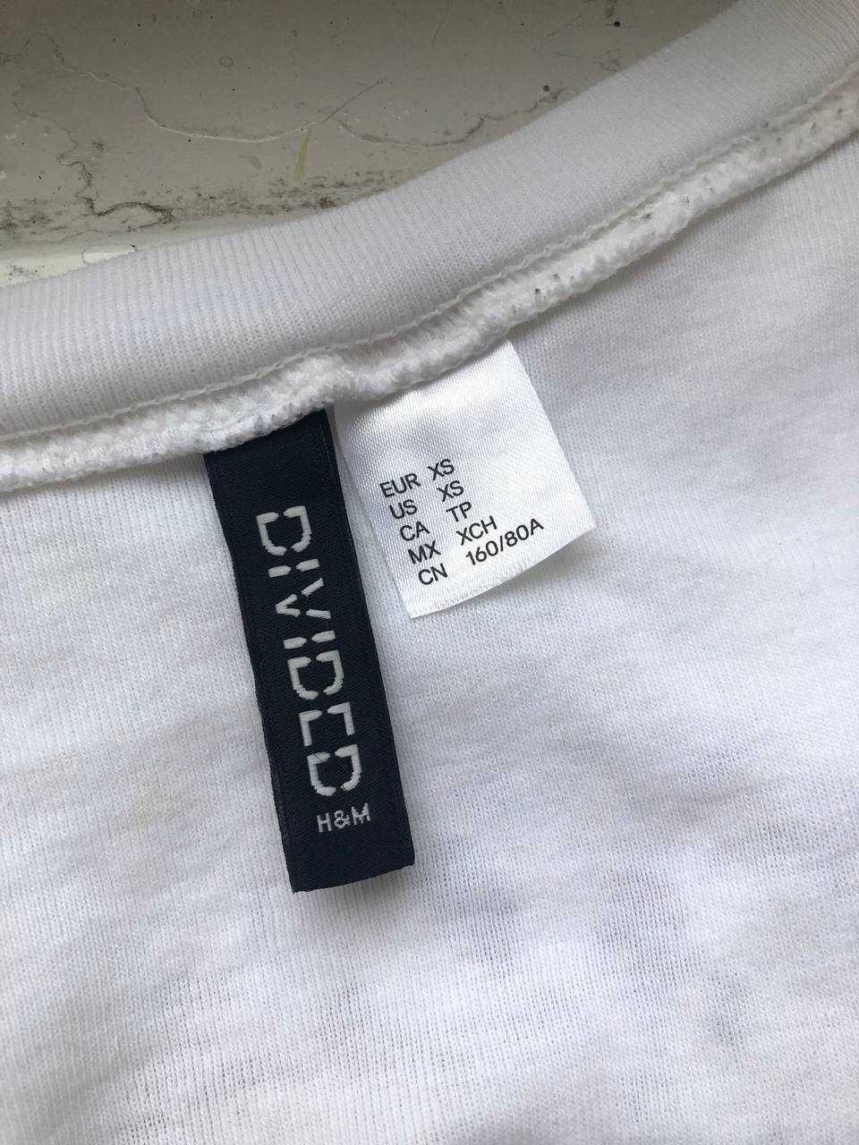 Top h&m " divided"