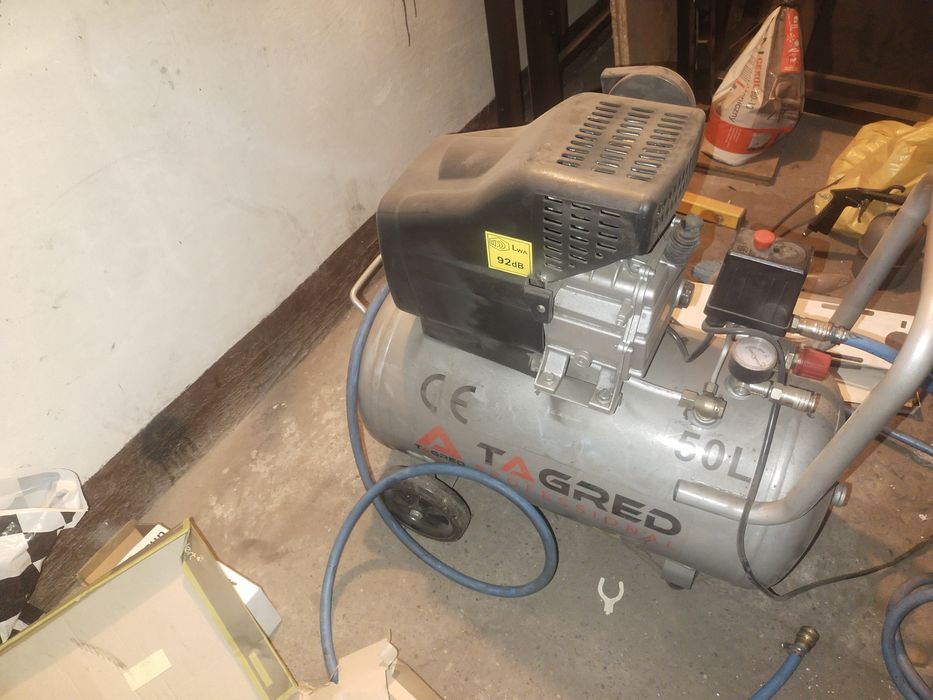 Sprzedam kompresor tagred 50 litrów plus osprzęt