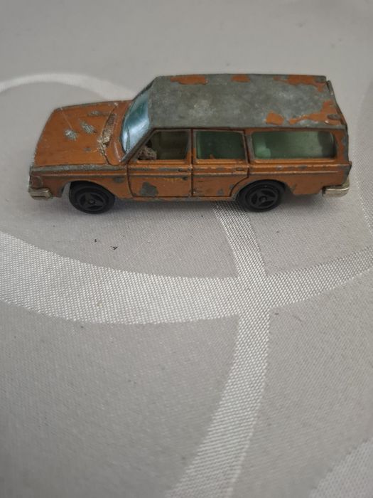 Volvo 245 DL da Majorette