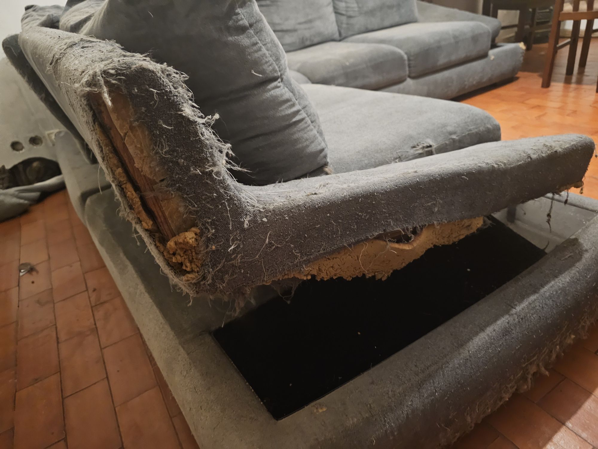 Sofa chaise long (limpeza incluída)