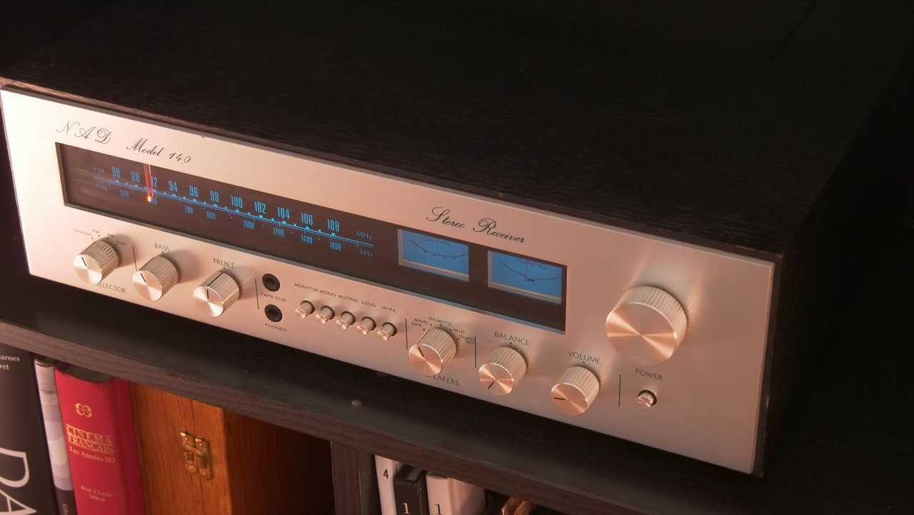 NAD 140 Receiver