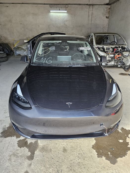 Розборка Tesla Model Y 2024 Performance PN01 Запчастини 5 місць,7 місц