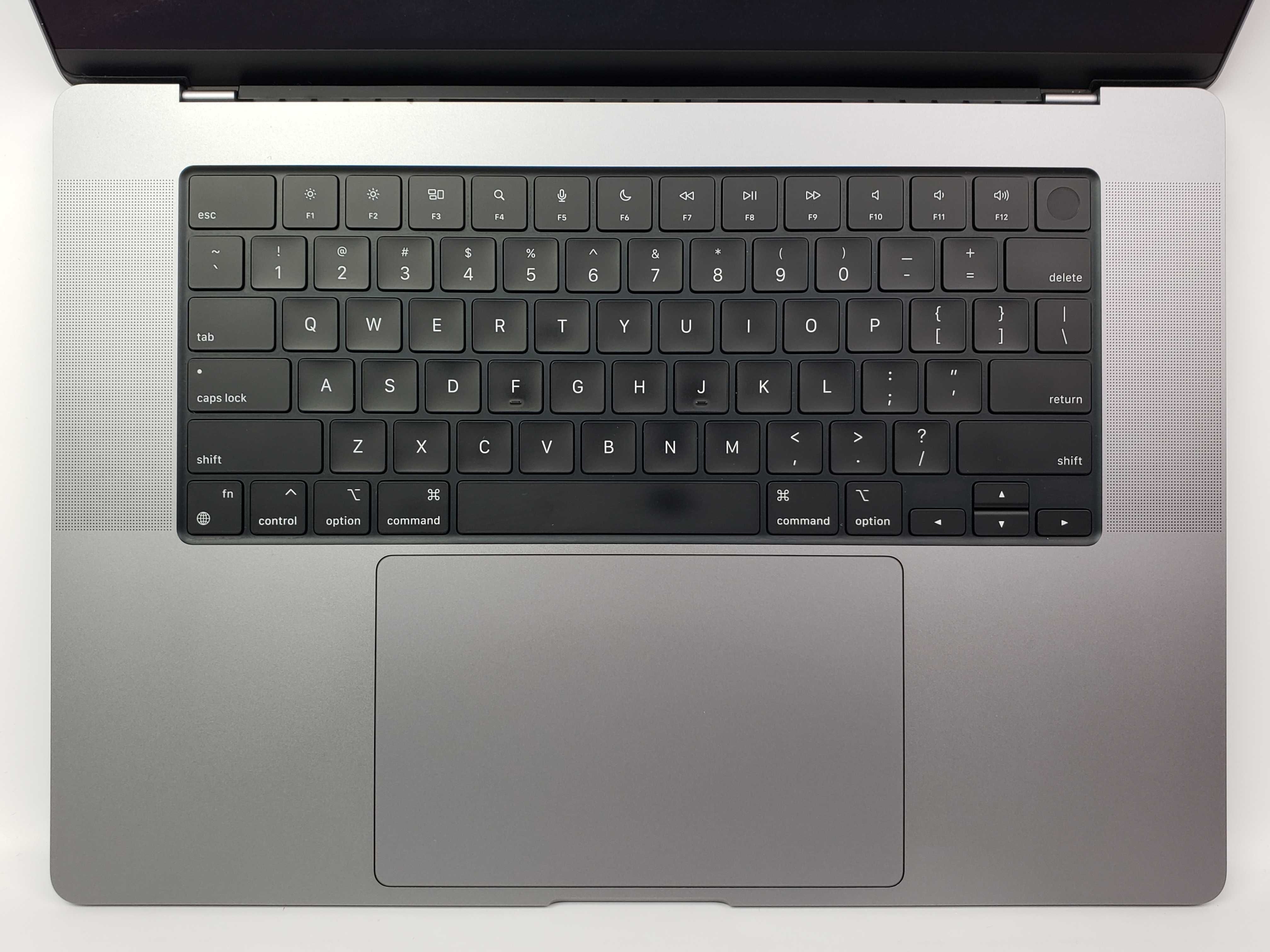 MacBook Pro 16 2021 Space Gray M1 Pro 16GB 512GB 34 ЦИКЛИ