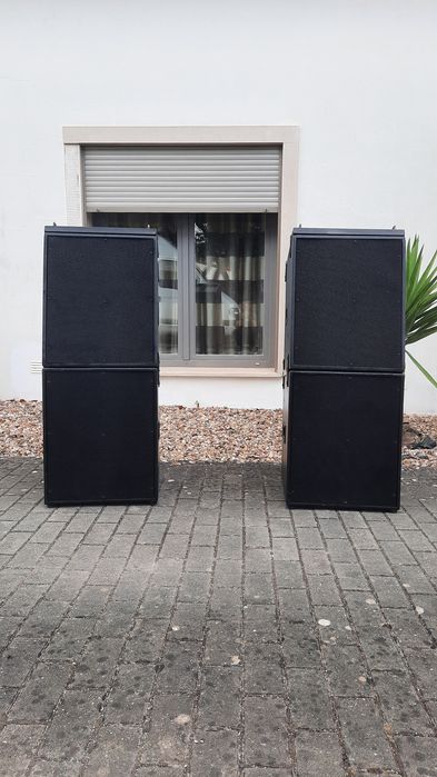 Sistema de som line array 3vias