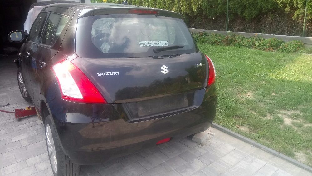 Suzuki Swift mk7 pas tylny wanna