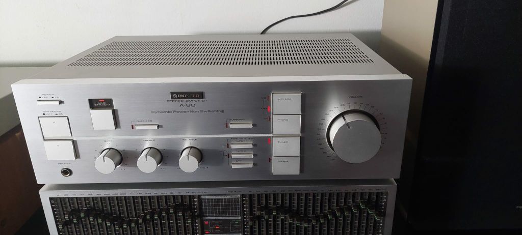 Amplificador e Rádio Pioneer
