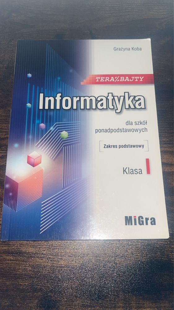 Ksiązka Tera Bajty do informatyki