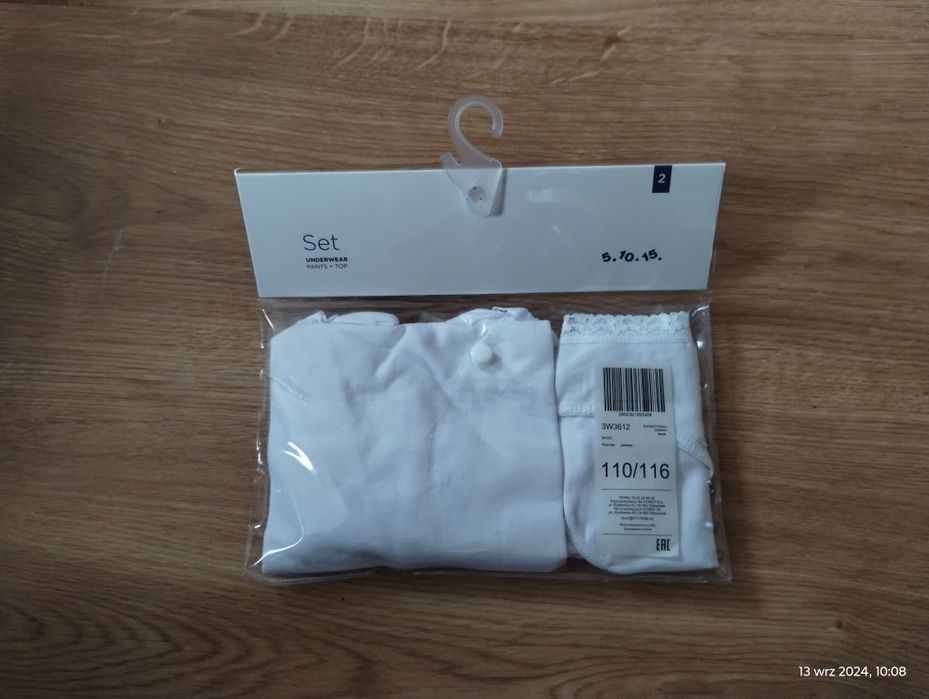 Nowy zestaw bielizny dla dziewczynki 110/116
