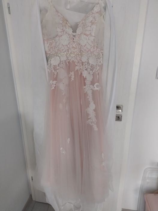 Sukienka ślubna rozmiar 42