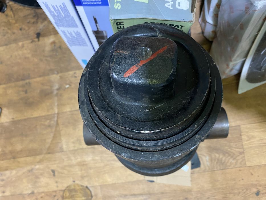 Гидроцилиндр 2х штоковый