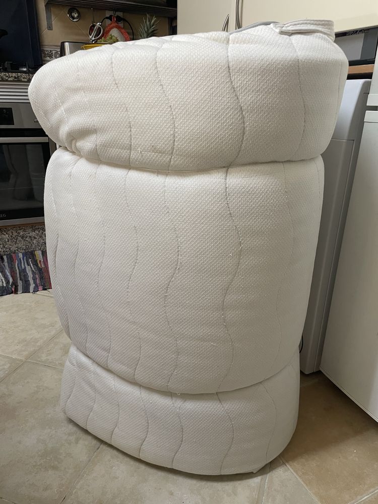 Colchão Ikea em Latex, p/ criança