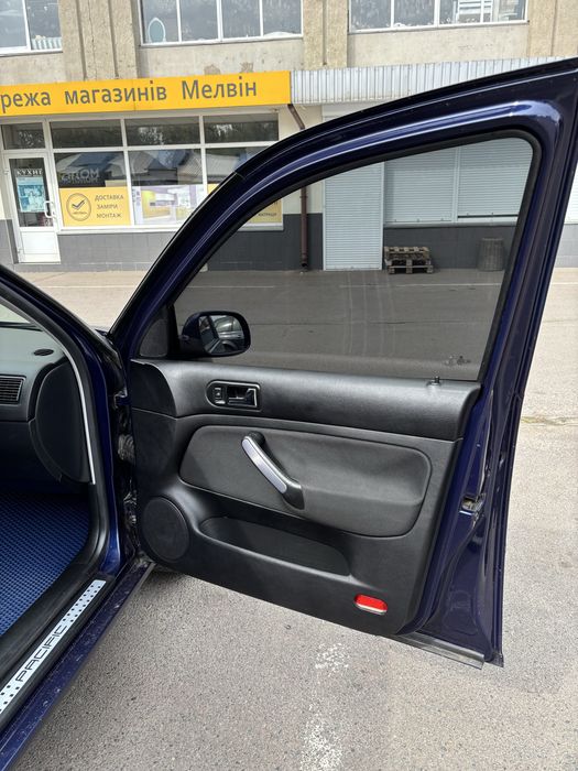 Продам авто Volkswagen Golf 4