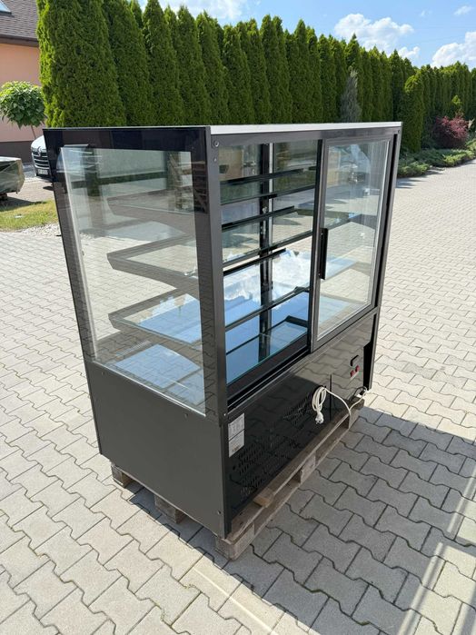 Lada chłodnicza , witryna cukiernicza Ellada 136cm