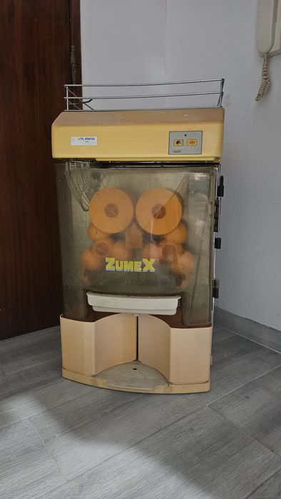 Máquina de sumos de laranja