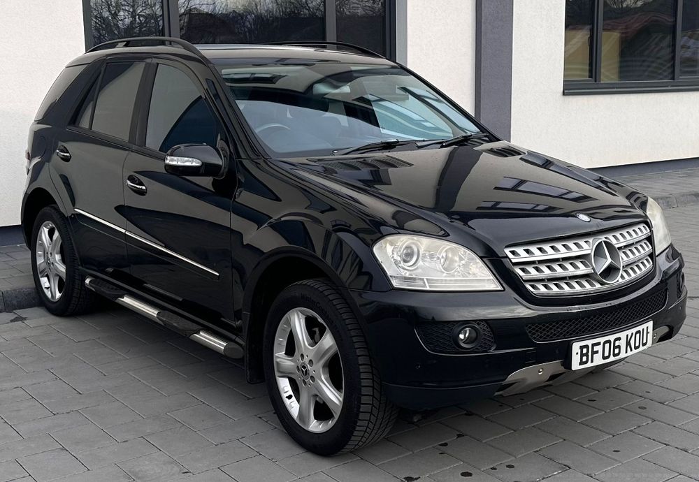 Mercedes-Benz ml 164