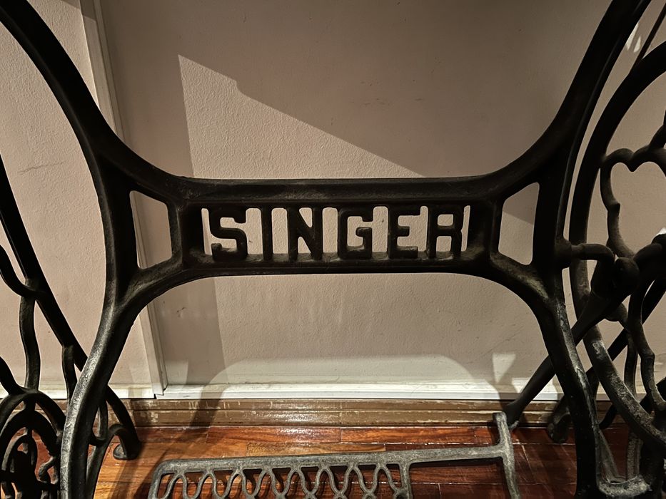 Máquina costura Singer