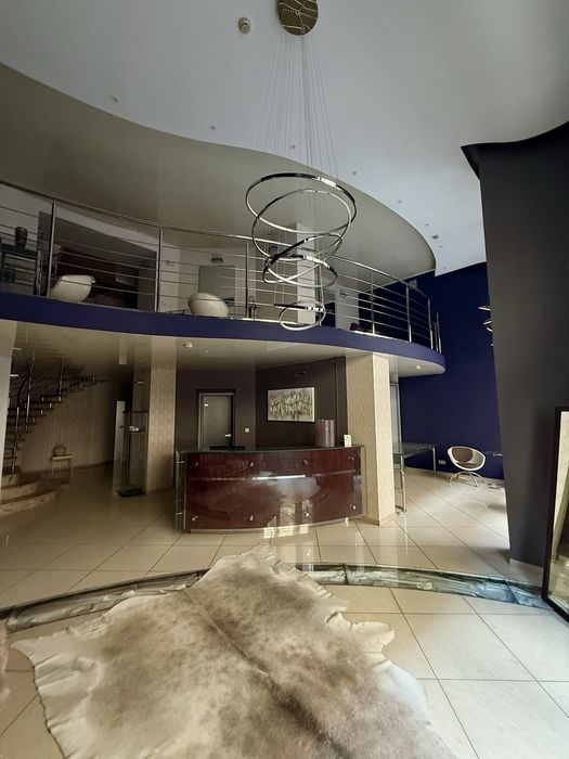 Оренда комерційного приміщення 550 м2