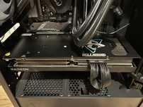 Karta graficzna Radeon RX 6700XT Hellhound