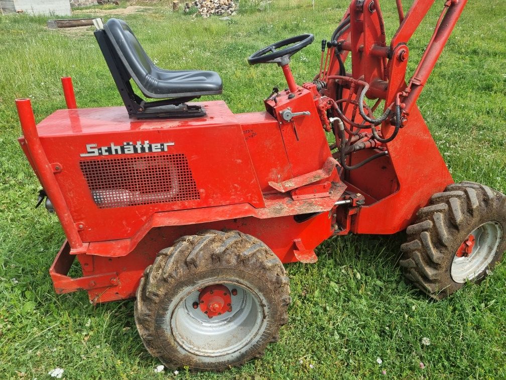 Mini ładowarka schaffer 330