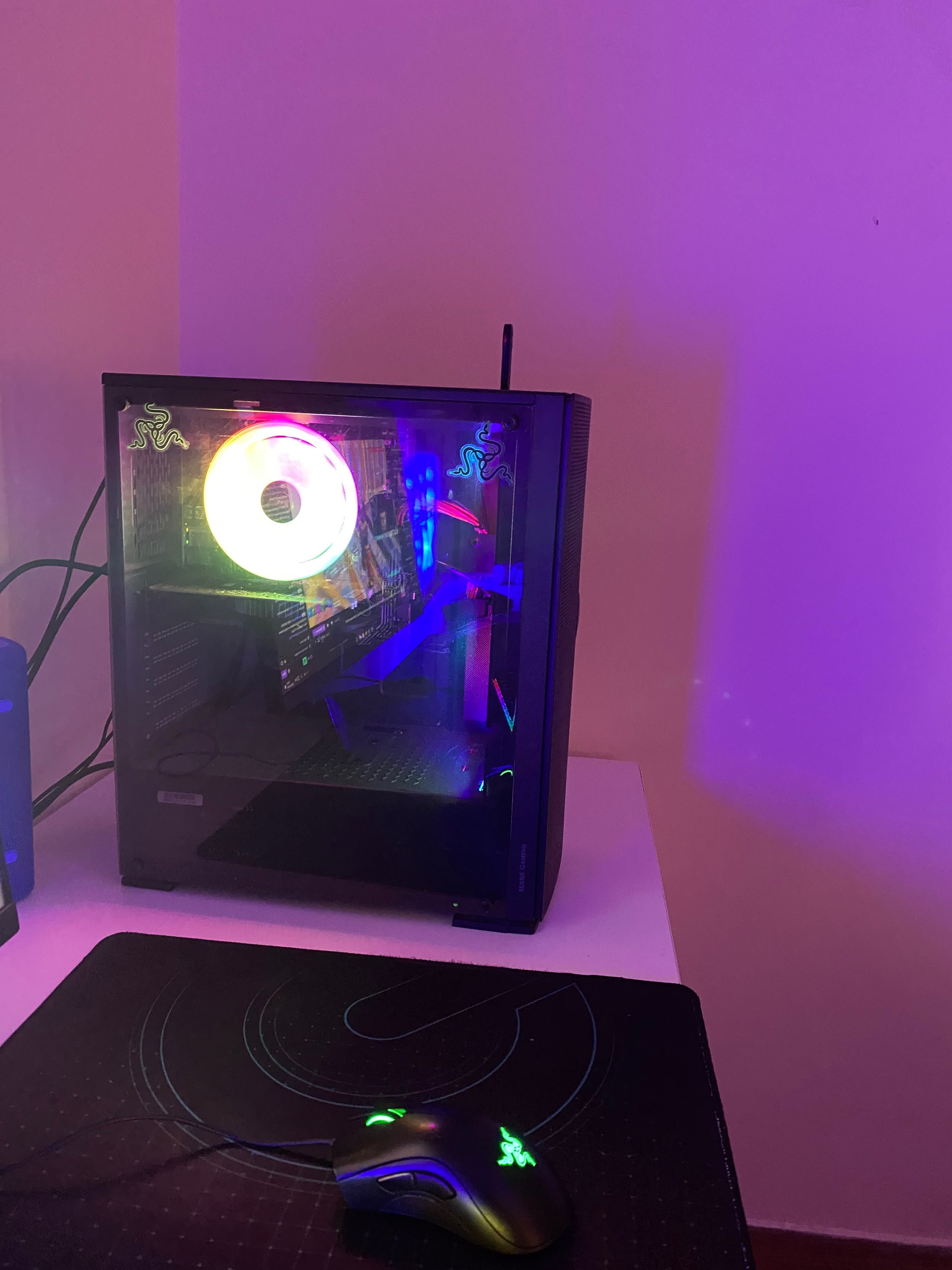 Desktop Gaming Pouco Usado e em Muito Bom estado