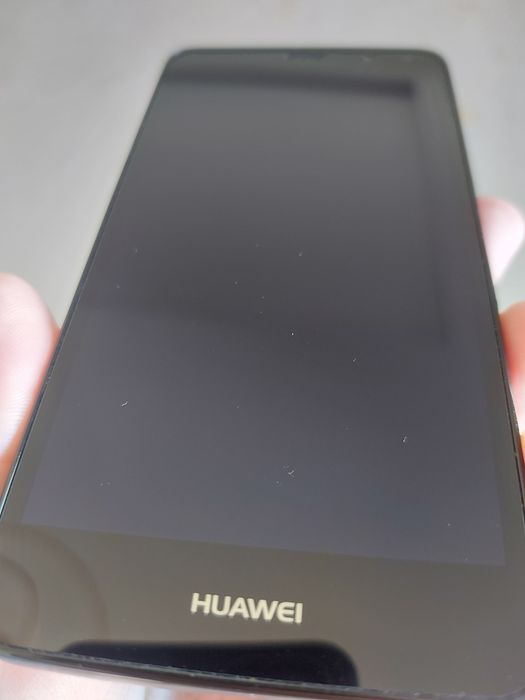 Telemóvel Huawei Y6 2017 (MYA-L41) - Ecrã Impecável