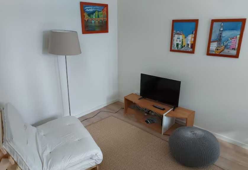 Arrendo apartamento T1 | Rua da Boavista