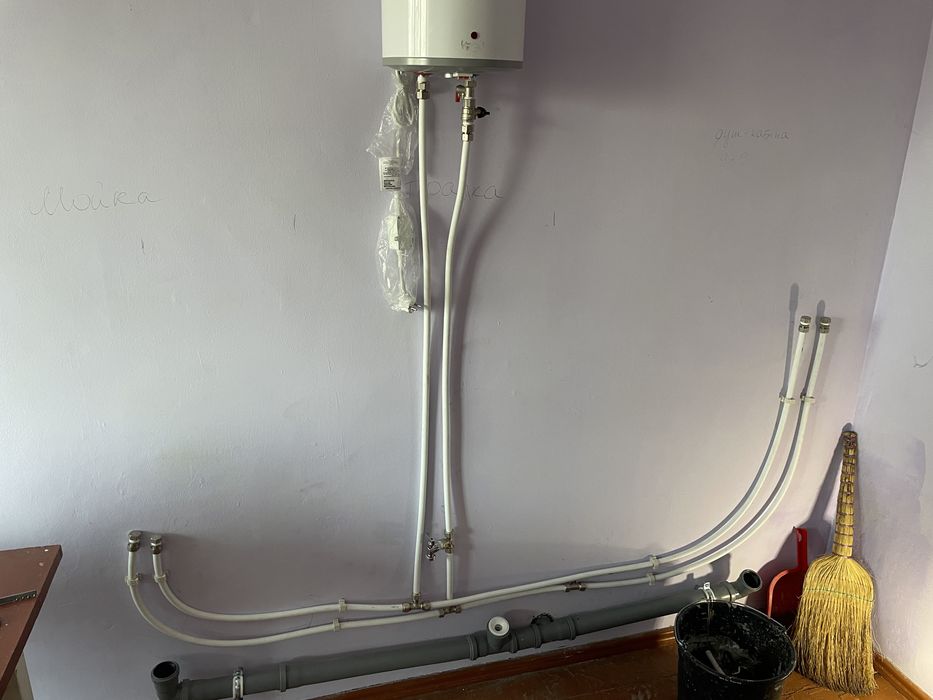 Монтаж труб, пайка, каналізації, чистки, сантехнік