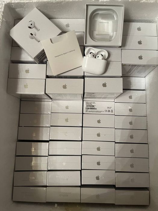 Навушники AirPods 4/ Бездротові навушники від Apple AirPods 4