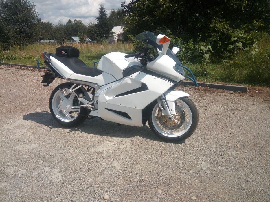 Aprilia RST 1000 Futura,Rsv, Caponord, Falco, Tuono, Zamiana