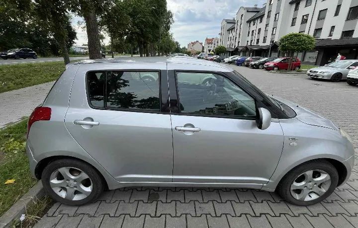 Suzuki Swift Suzuki Swift 2006 Rok
