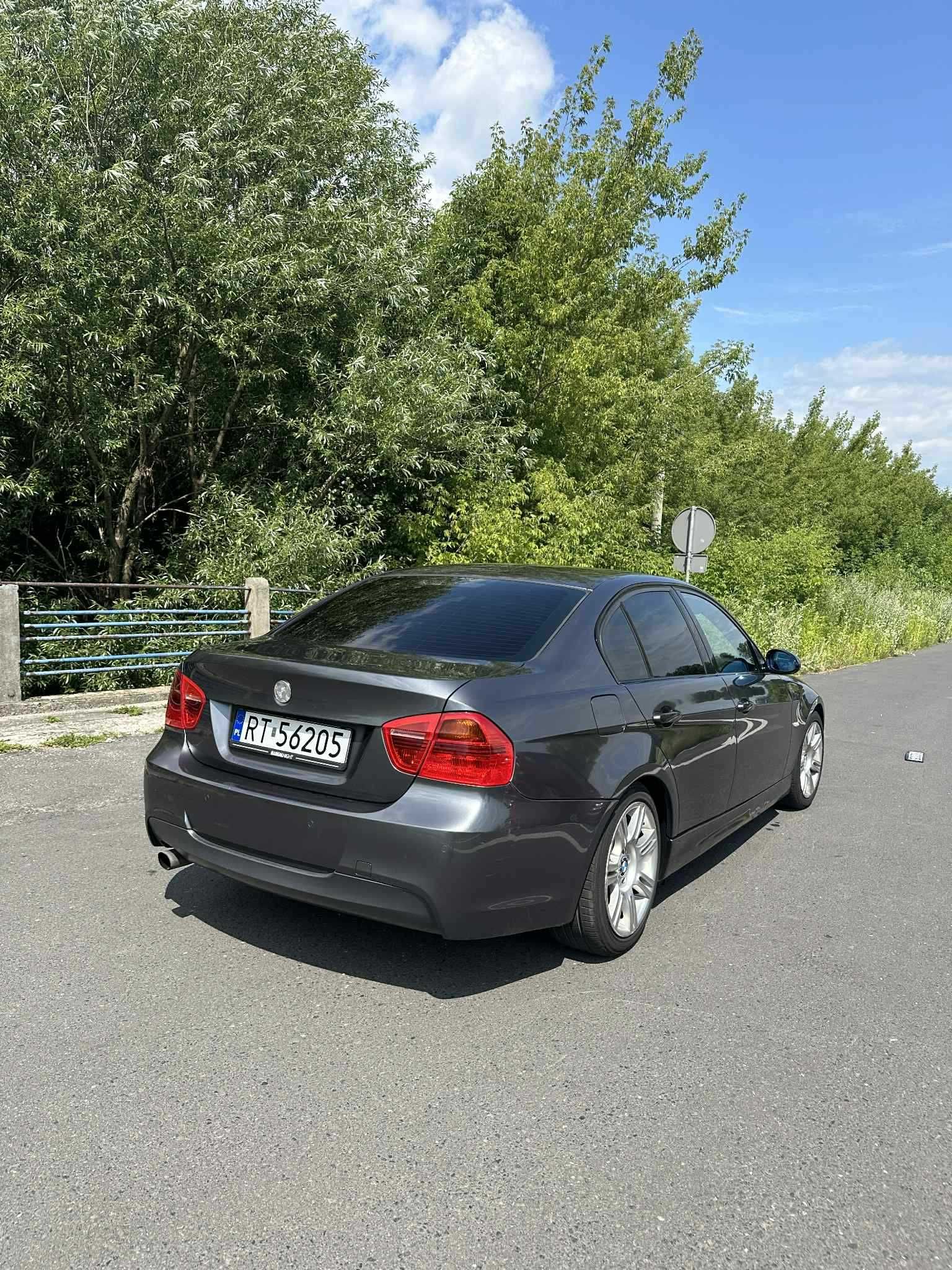 BMW E90 150KM benzyna 2.0