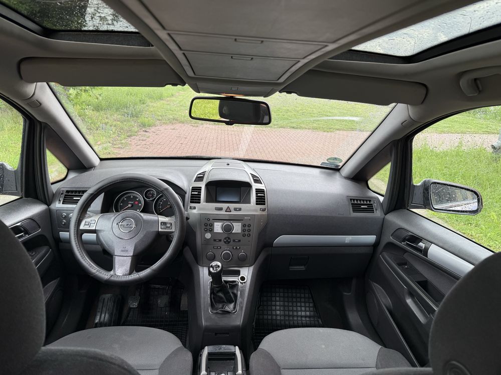 Opel Zafira Cosmo 1.9 120KM Bi-xenon, panorama, 7 osob