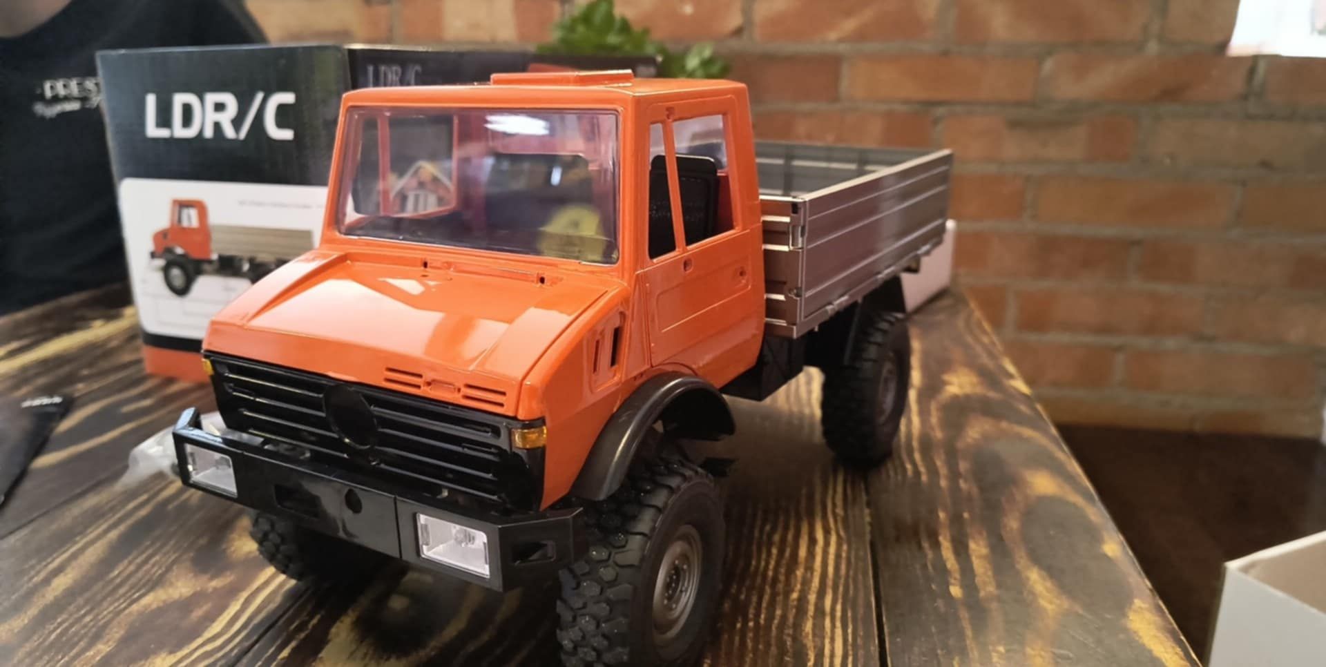 Model zdalnie sterowany ExploTex EC Unimog