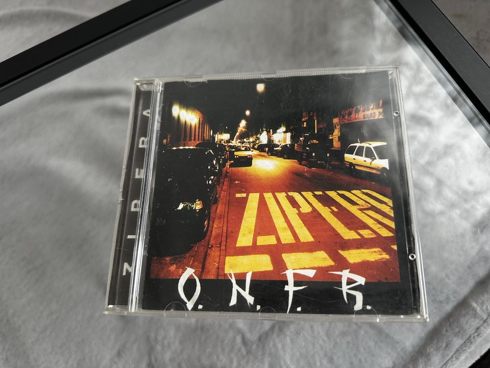 Zipera O.N.F.R m.  wyd. 2000 r.