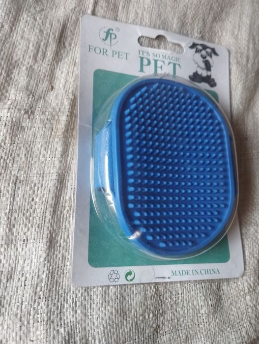 Чесалка для животных