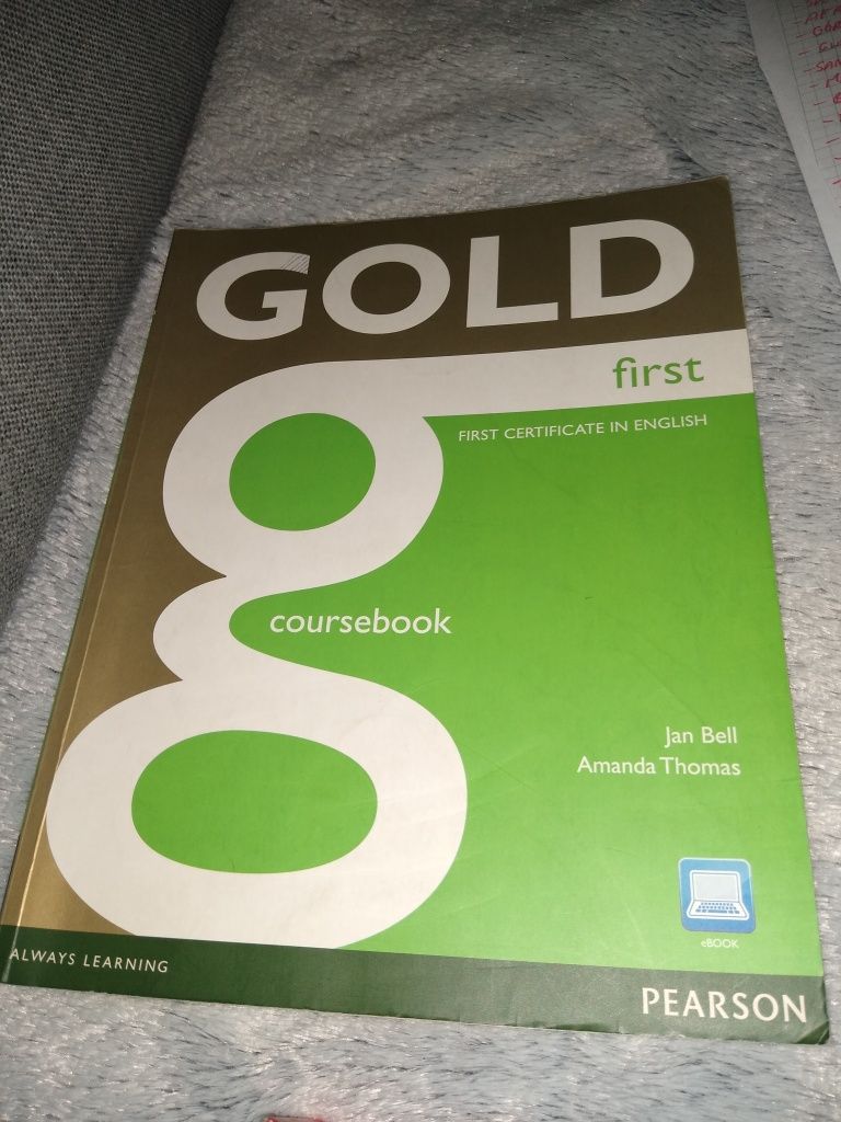 Książka gold first coursebook