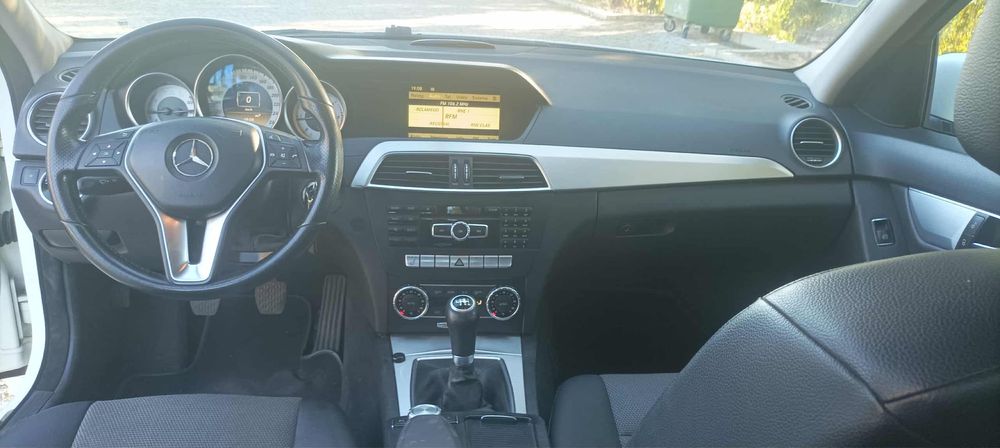 Mercedes benz C220