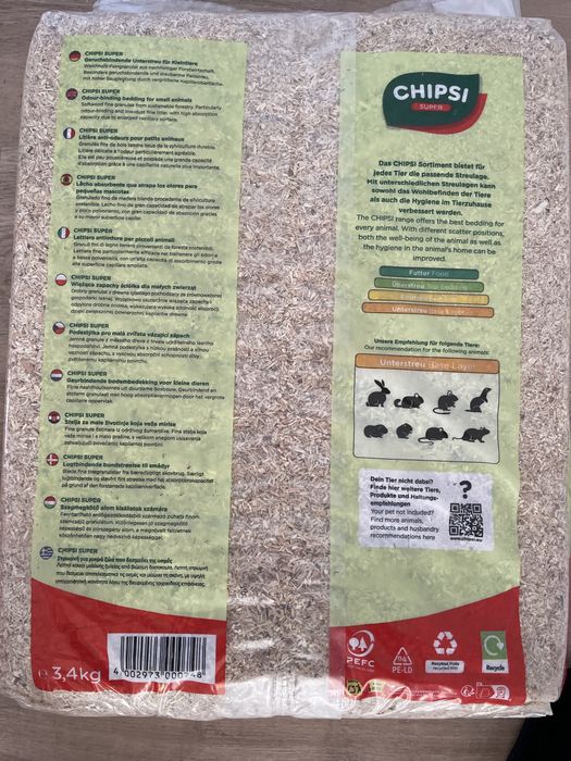 Aparas de madeira (coelho)