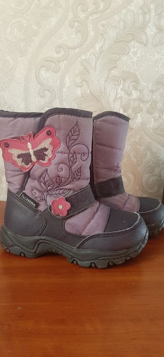 Зимние сапожки для девочки р 26