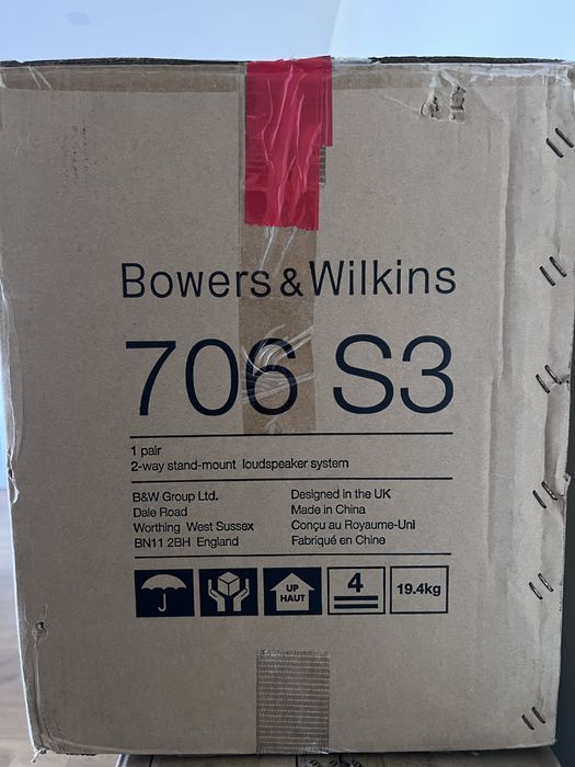 Акустична система (колонки) Bowers & Wilkins 706 S3 Gloss Black