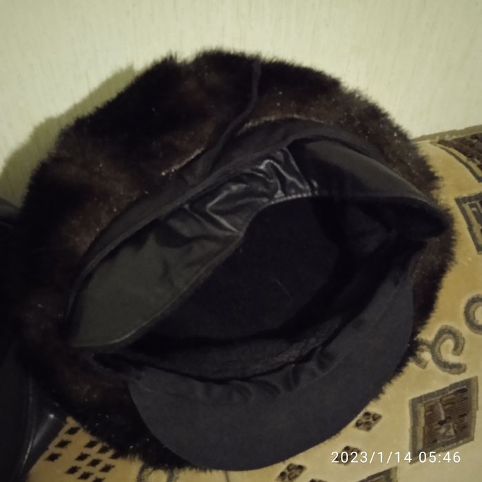 Чудові жіночі зимові капелюхи.